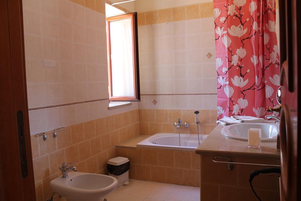 B&B Vesuvio Smiling Ερκολάνο Δωμάτιο φωτογραφία